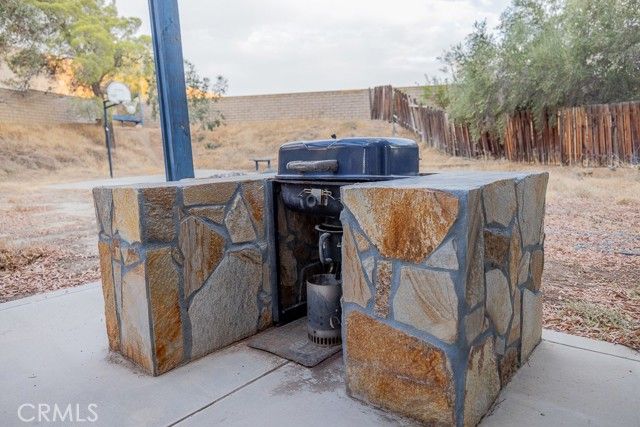 38010 San Mateo Avenue, Palmdale, CA 93551