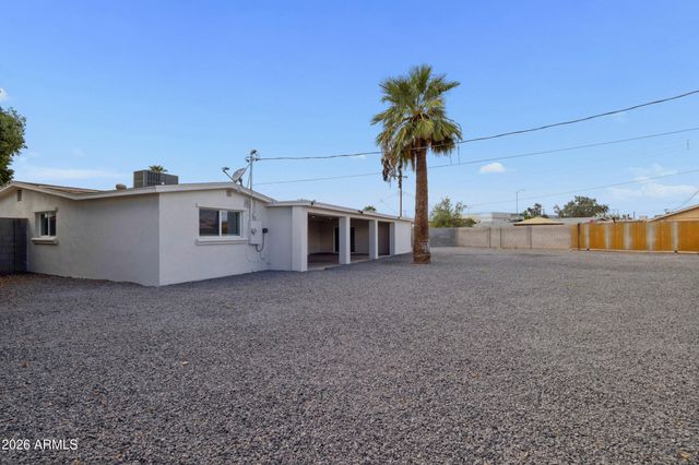 314 E GLADE Avenue, Mesa, AZ 85210