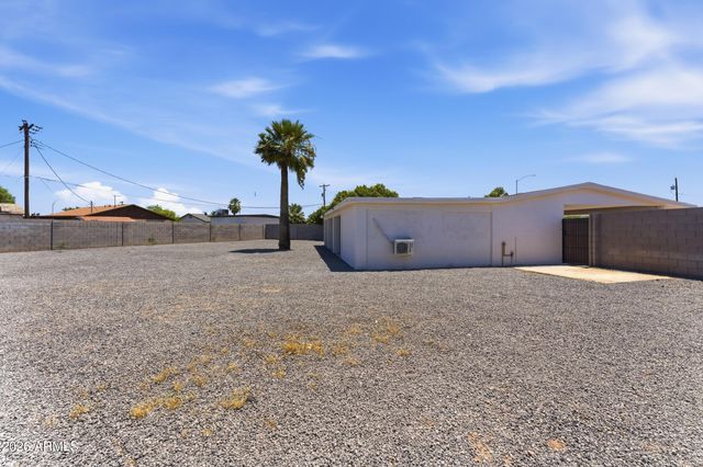 314 E GLADE Avenue, Mesa, AZ 85210