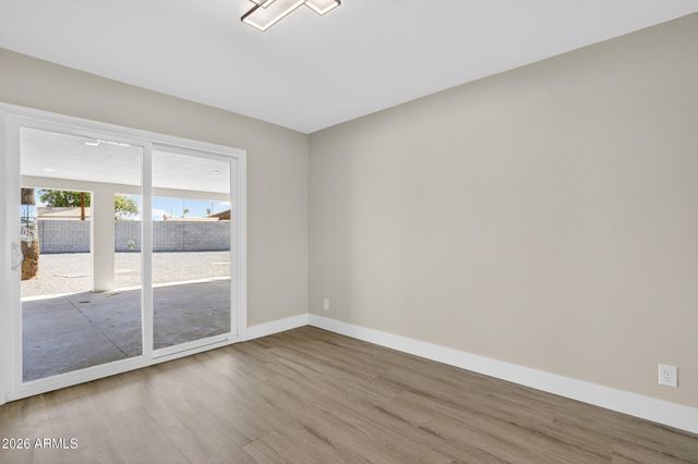 314 E GLADE Avenue, Mesa, AZ 85210