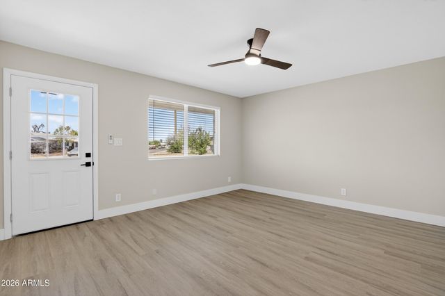 314 E GLADE Avenue, Mesa, AZ 85210