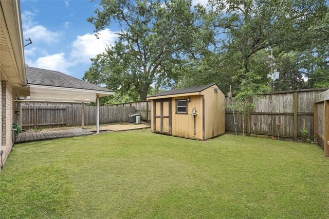 10323 Emerald Pine Drive, Houston, TX 77070