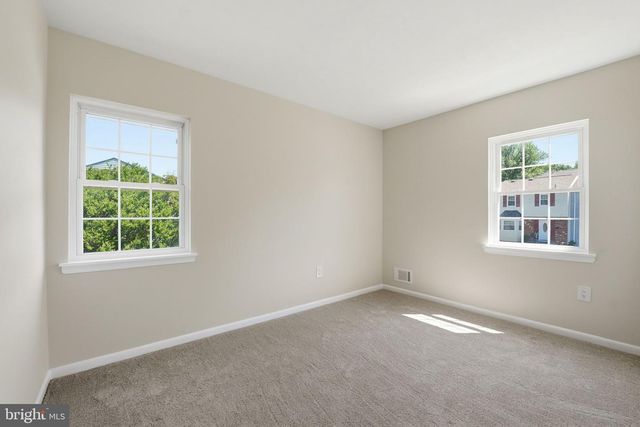 9020 OLD HICKORY CT, Manassas, VA 20110