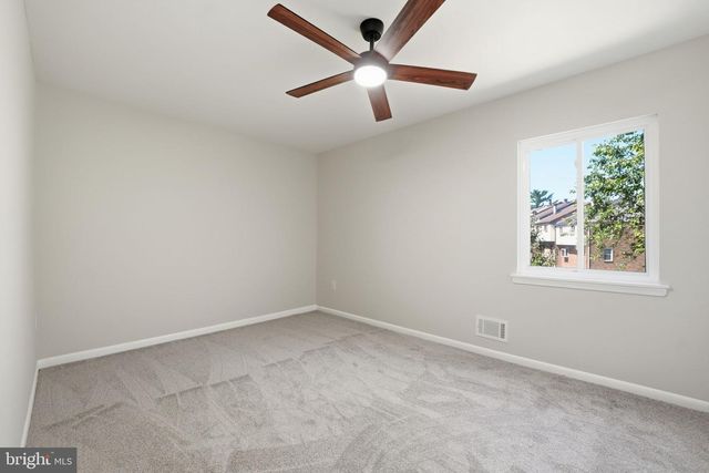 9020 OLD HICKORY CT, Manassas, VA 20110