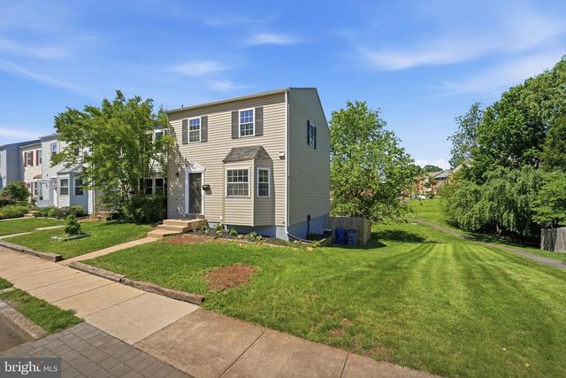 9020 OLD HICKORY CT, Manassas, VA 20110