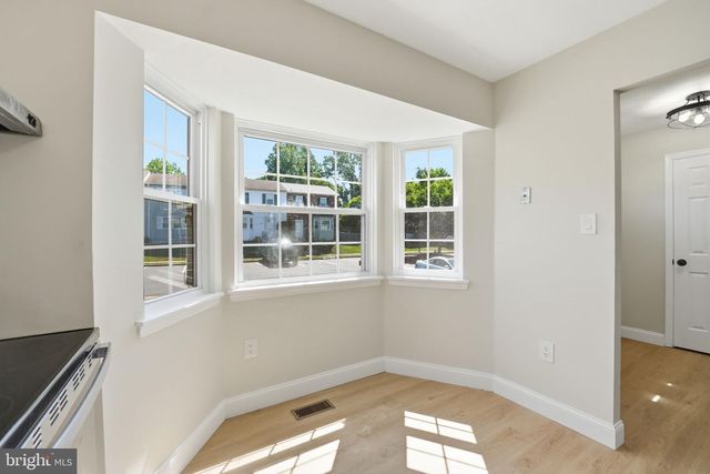 9020 OLD HICKORY CT, Manassas, VA 20110