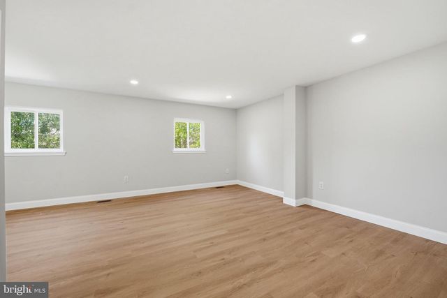 9020 OLD HICKORY CT, Manassas, VA 20110