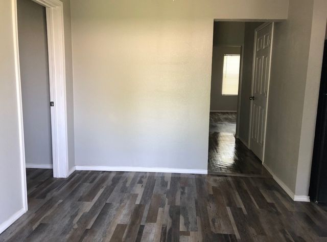 731 E Lowden Street, Fort Worth, TX 76104