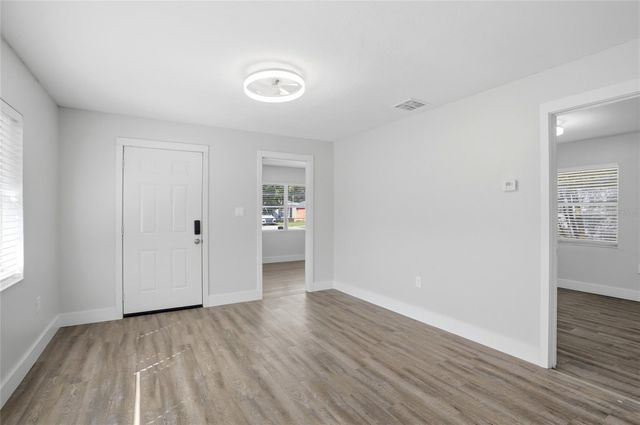 2014 BATES AVENUE, Eustis, FL 32726