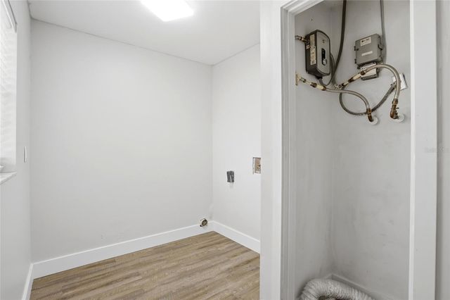 2014 BATES AVENUE, Eustis, FL 32726