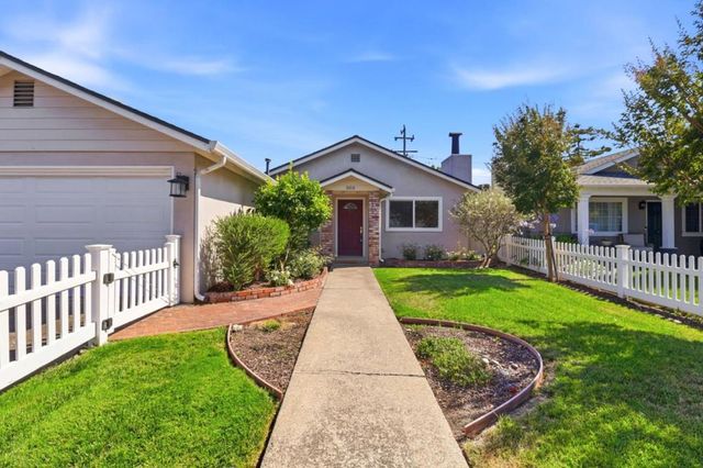 505 Hiller Street, Belmont, CA 94002