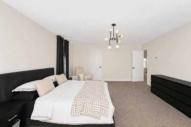864 Blue Aster Parkway, Gilberts, IL 60136
