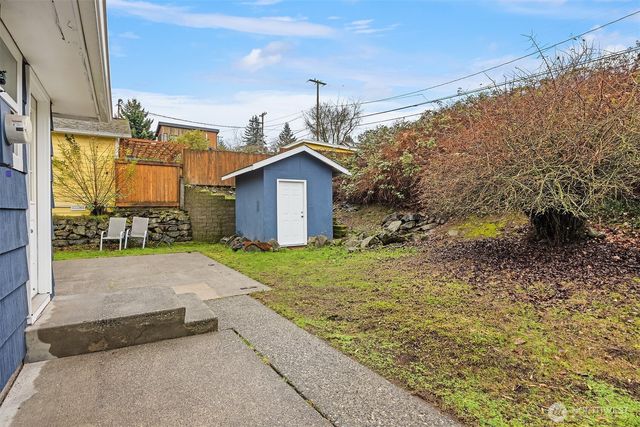 6741 34th Avenue SW, Seattle, WA 98126