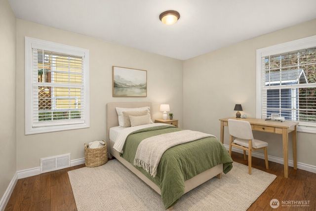 6741 34th Avenue SW, Seattle, WA 98126