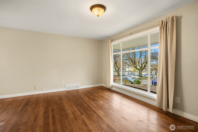 6741 34th Avenue SW, Seattle, WA 98126