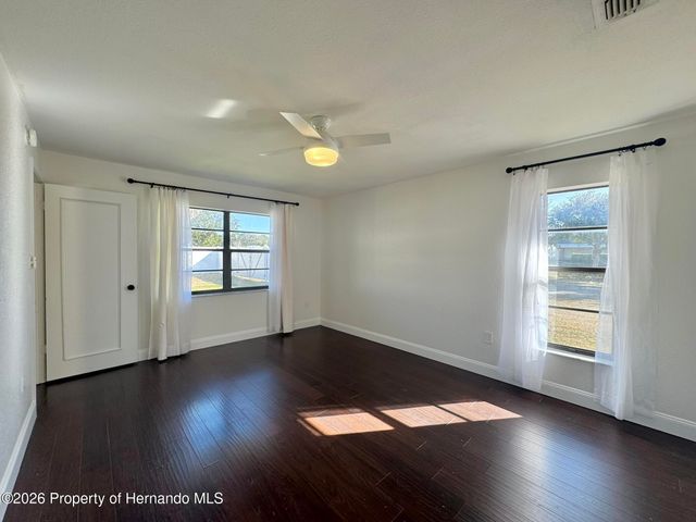 9297 Pickens Street, Spring Hill, FL 34608