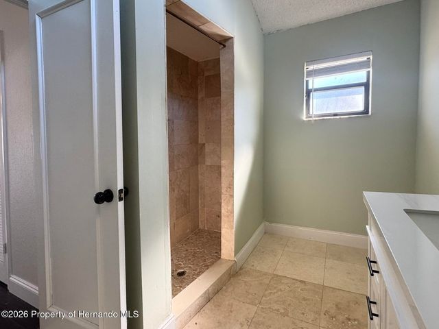 9297 Pickens Street, Spring Hill, FL 34608