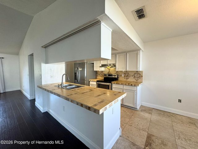 9297 Pickens Street, Spring Hill, FL 34608