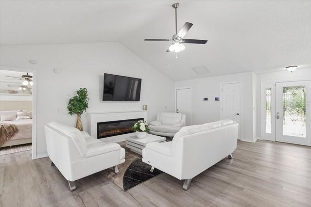 4102 W BANK AVENUE, Tampa, FL 33624