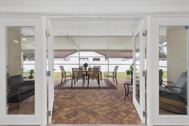 4102 W BANK AVENUE, Tampa, FL 33624