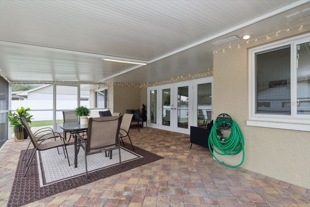 4102 W BANK AVENUE, Tampa, FL 33624