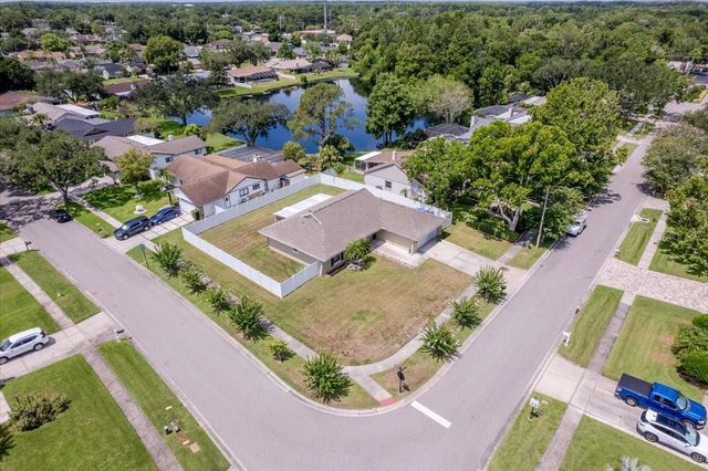 4102 W BANK AVENUE, Tampa, FL 33624