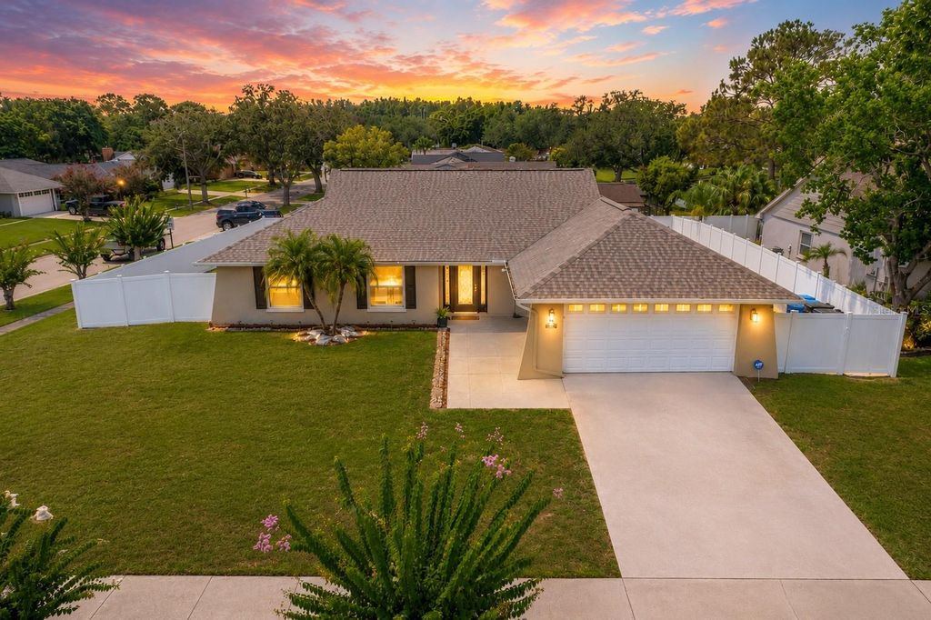 4102 W BANK AVENUE, Tampa, FL 33624