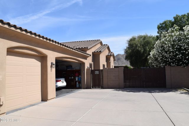 3771 E SUNNYDALE Drive, Queen Creek, AZ 85142