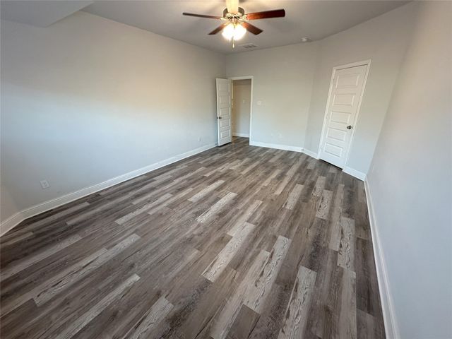 11736 Wulstone Road, Fort Worth, TX 76052