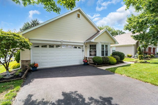 2767 Lenox Street, Toms River, NJ 08755