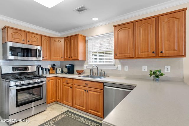 2767 Lenox Street, Toms River, NJ 08755