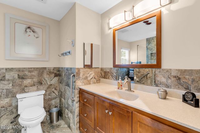 2767 Lenox Street, Toms River, NJ 08755