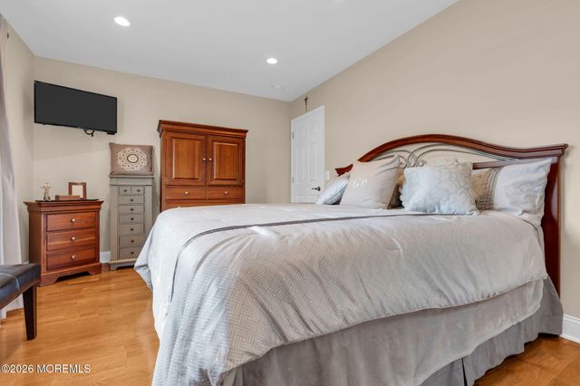 2767 Lenox Street, Toms River, NJ 08755