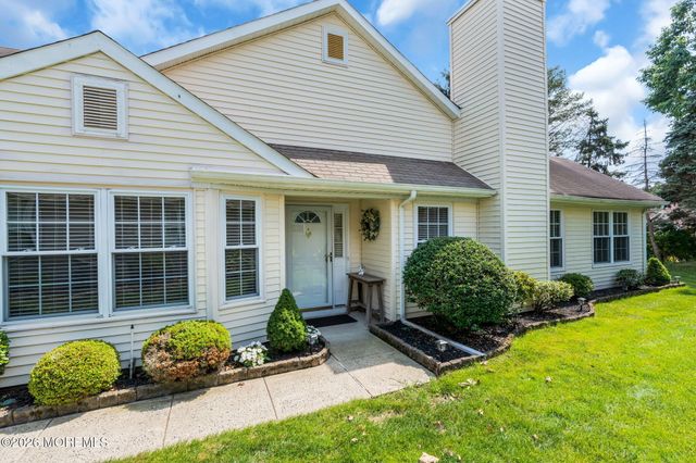 2767 Lenox Street, Toms River, NJ 08755