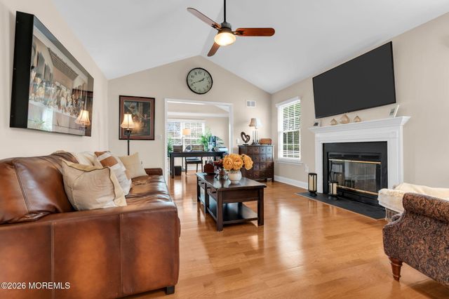 2767 Lenox Street, Toms River, NJ 08755