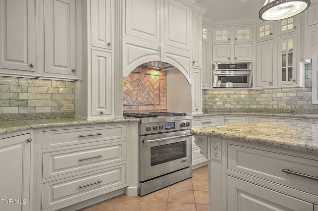 151 Laurel Ridge Drive, Jonesborough, TN 37659