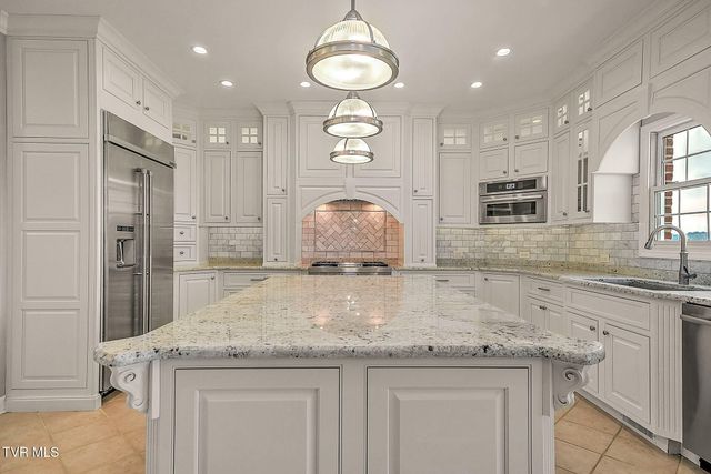 151 Laurel Ridge Drive, Jonesborough, TN 37659