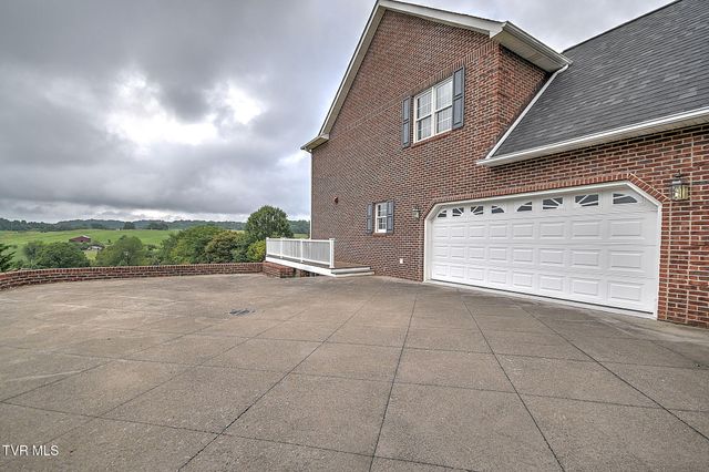 151 Laurel Ridge Drive, Jonesborough, TN 37659
