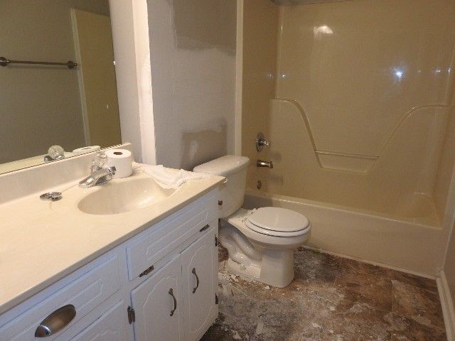 1013 Heather Dr, Goodlettsville, TN 37072