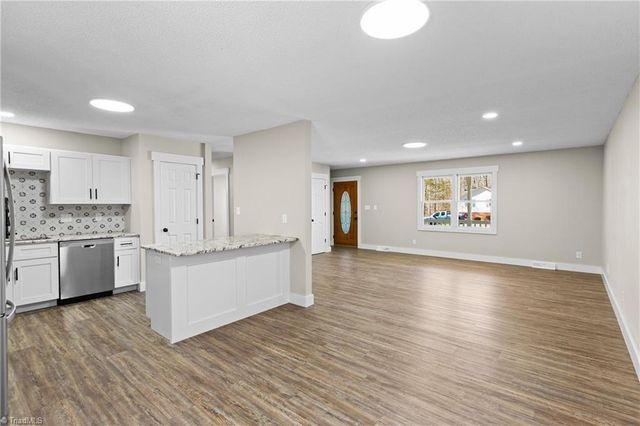 4044 Sundance Drive, Walnut Cove, NC 27052