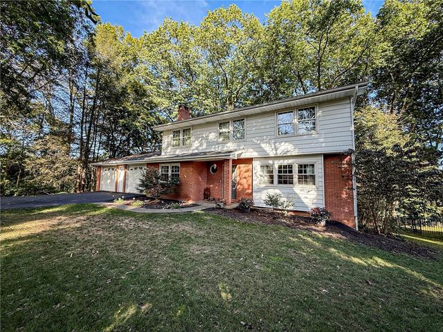 729 Belmont Rd, City Of But Ne, PA 16001