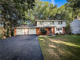 729 Belmont Rd, City Of But Ne, PA 16001