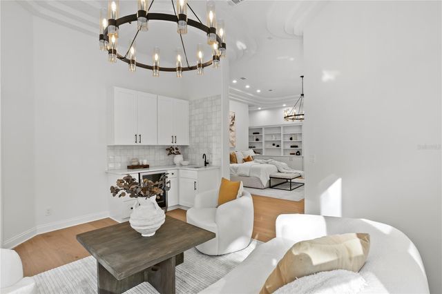 6324 W MACLAURIN DRIVE, Tampa, FL 33647