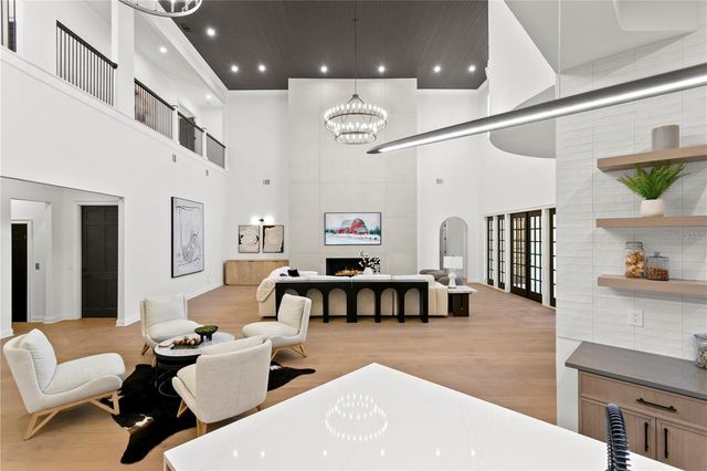 6324 W MACLAURIN DRIVE, Tampa, FL 33647