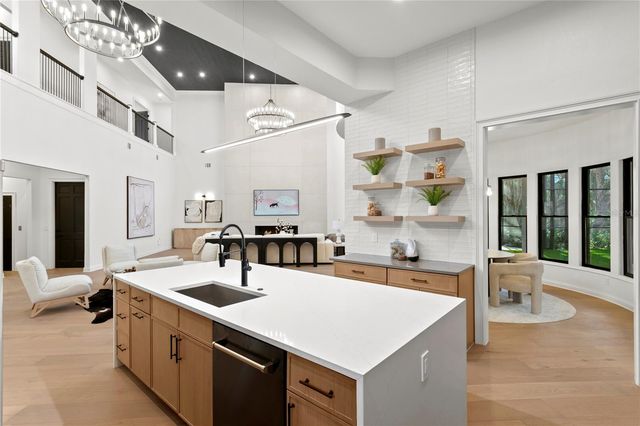 6324 W MACLAURIN DRIVE, Tampa, FL 33647