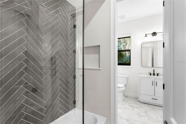 6324 W MACLAURIN DRIVE, Tampa, FL 33647