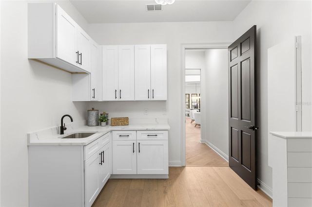 6324 W MACLAURIN DRIVE, Tampa, FL 33647