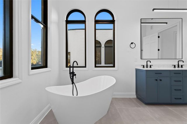 6324 W MACLAURIN DRIVE, Tampa, FL 33647