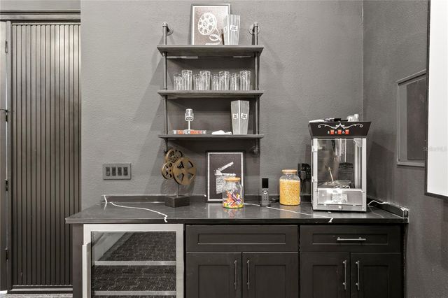 6324 W MACLAURIN DRIVE, Tampa, FL 33647