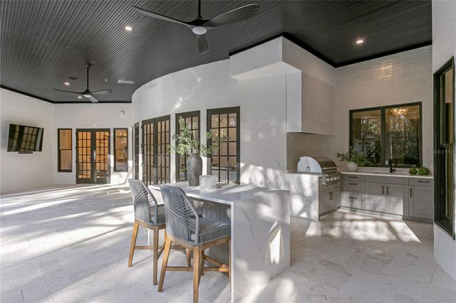 6324 W MACLAURIN DRIVE, Tampa, FL 33647